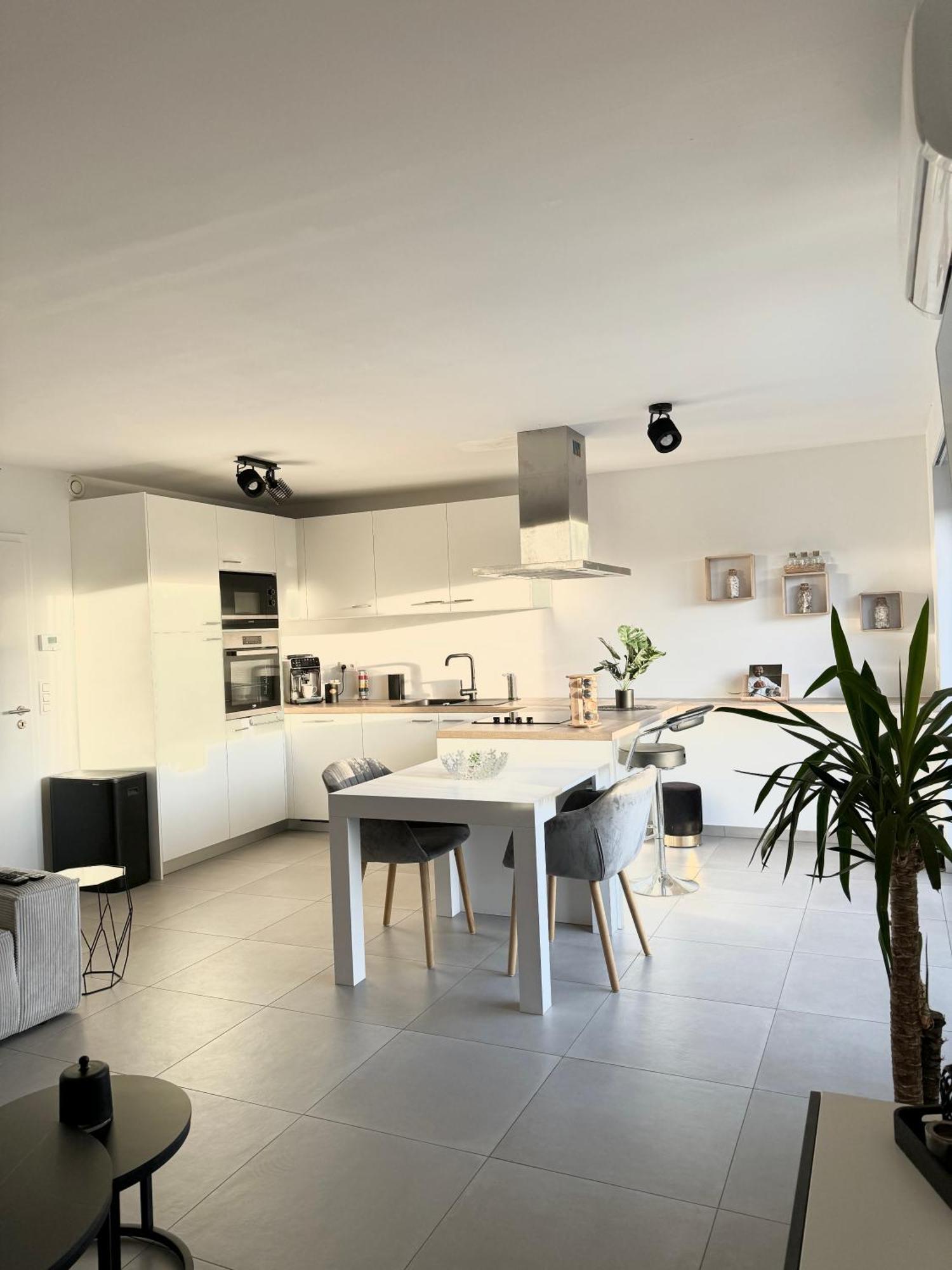 Liege Luxe & Jacuzzi Sous Les Etoiles Apartment Saint-Nicolas  Exterior photo