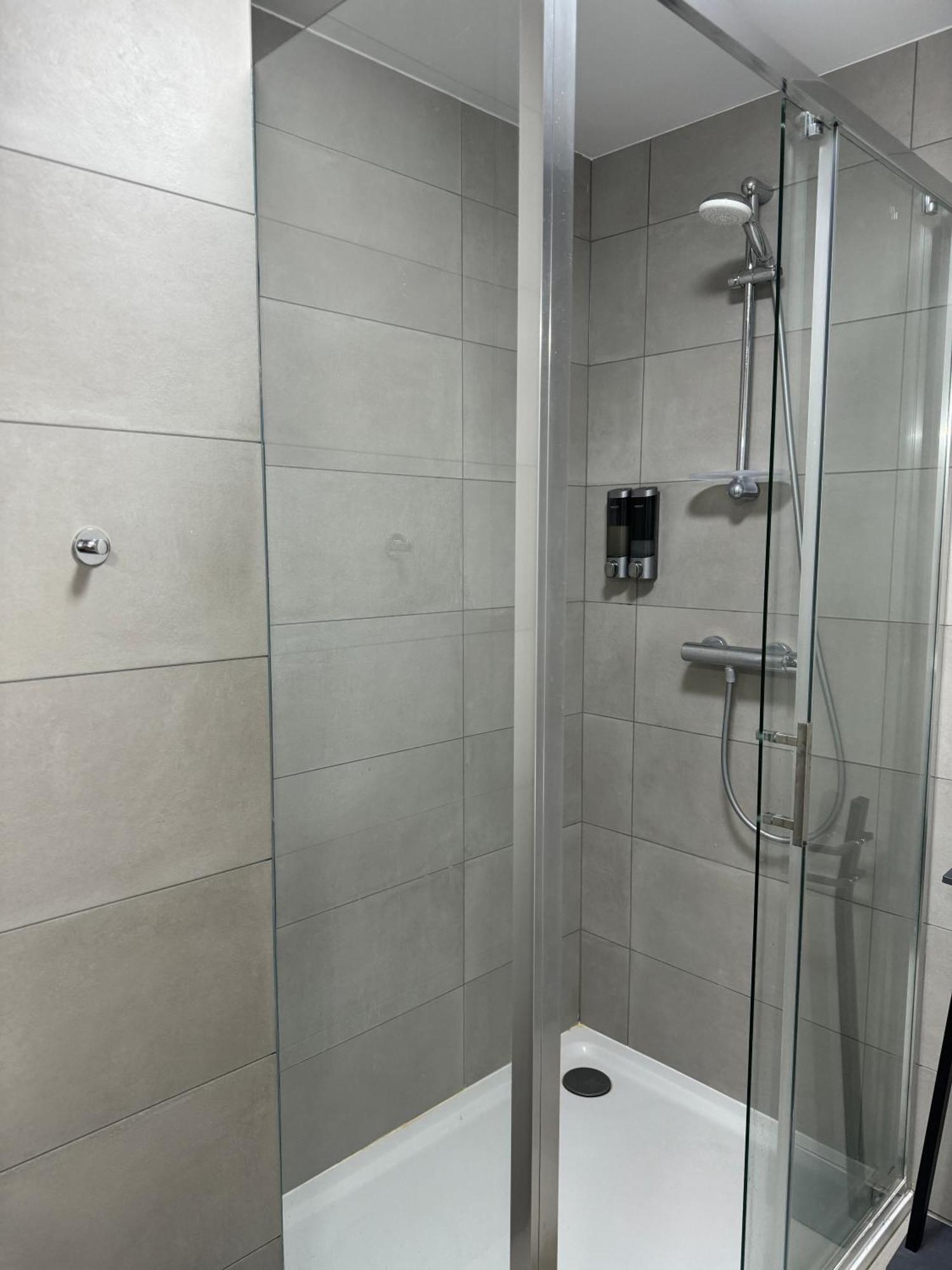 Liege Luxe & Jacuzzi Sous Les Etoiles Apartment Saint-Nicolas  Exterior photo